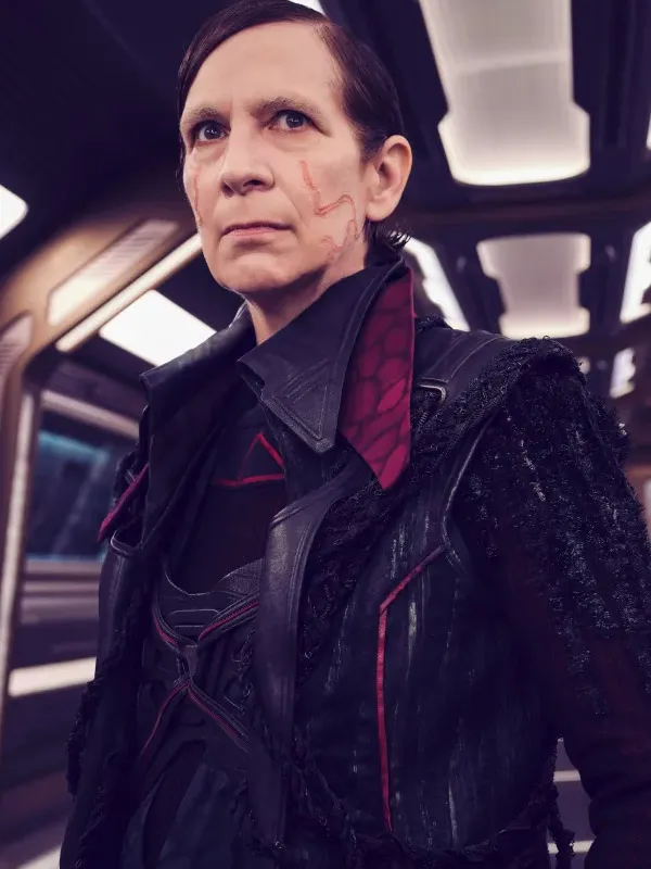 Amanda Plummer Star Trek Picard 2023 Black Coat