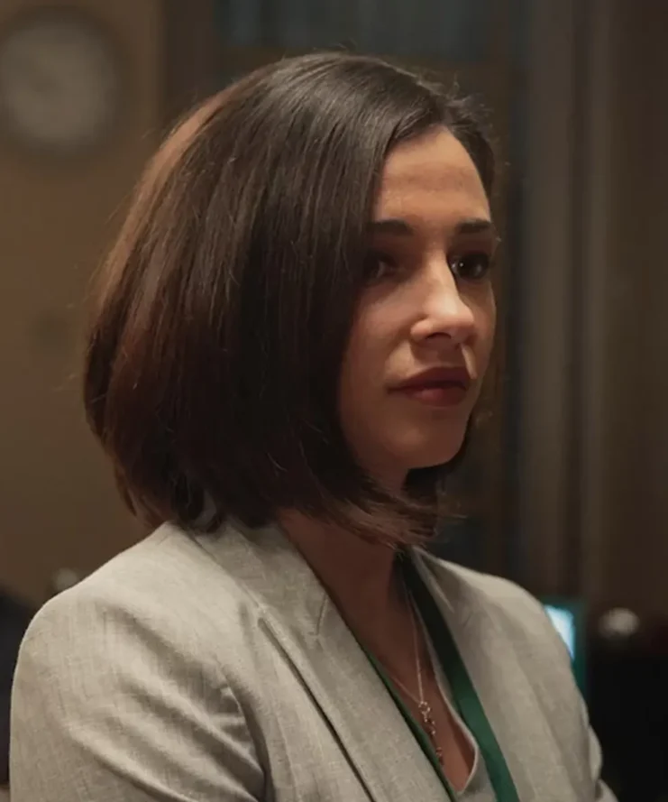 Anatomy-of-a-Scandal-Olivia-Lytton-Grey-Wool-Coat