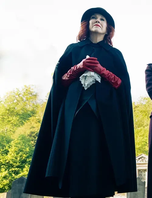 Beetlejuice Beetlejuice Catherine OHara Black Coat