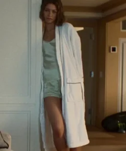 Challengers Zendaya Bathrobe