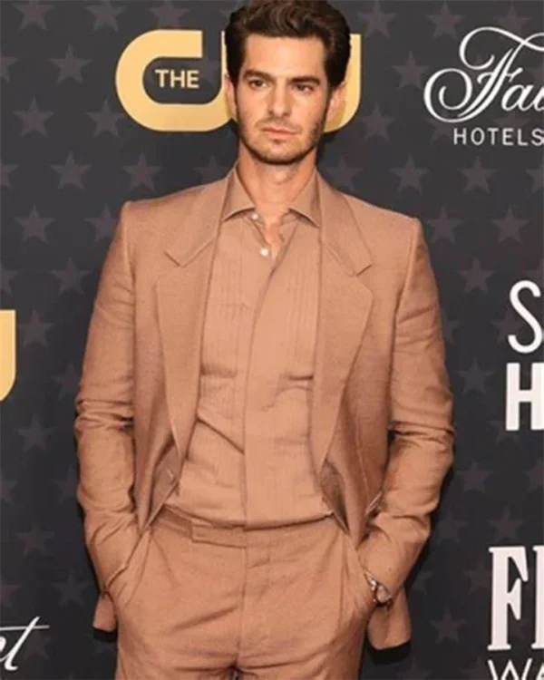 Critics Choice Awards 2023 Andrew Garfield Suit