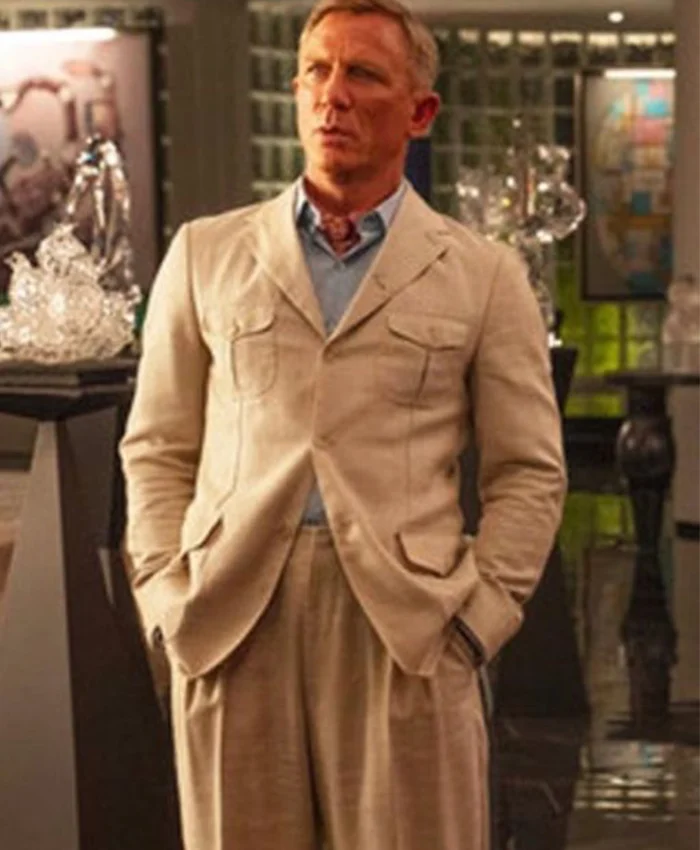 Daniel Craig Glass Onion A Knives Out Mystery Suit