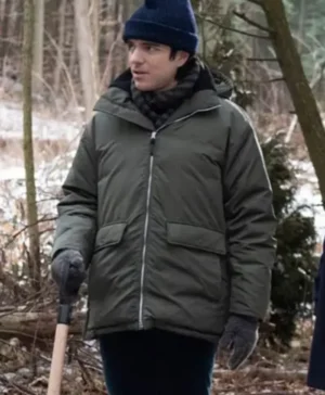 Felix Bell In The Dark S02 Green Jacket