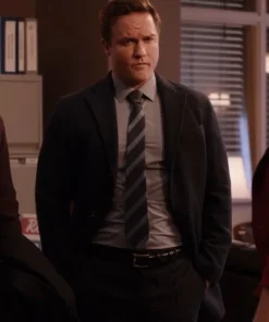 Ginny and Georgia Mayor Paul Randolph Black Blazer