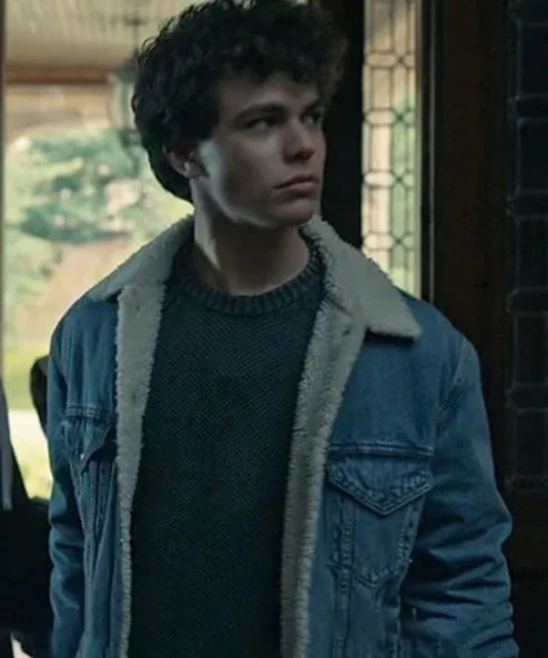 Jake Wheeler Chucky S02 Blue Jacket side look