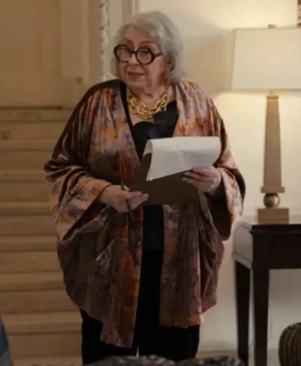Jayne Houdyshell Only Murders in the Building S01 EP09 Coat