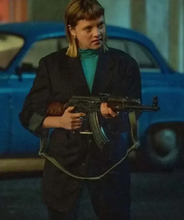 Kleo 2024 Jella Haase Black Blazer