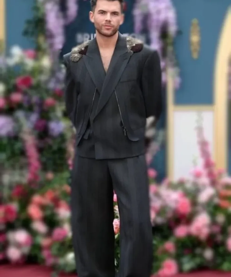 Luke Newton Bridgerton S03 Premiere Black Suit