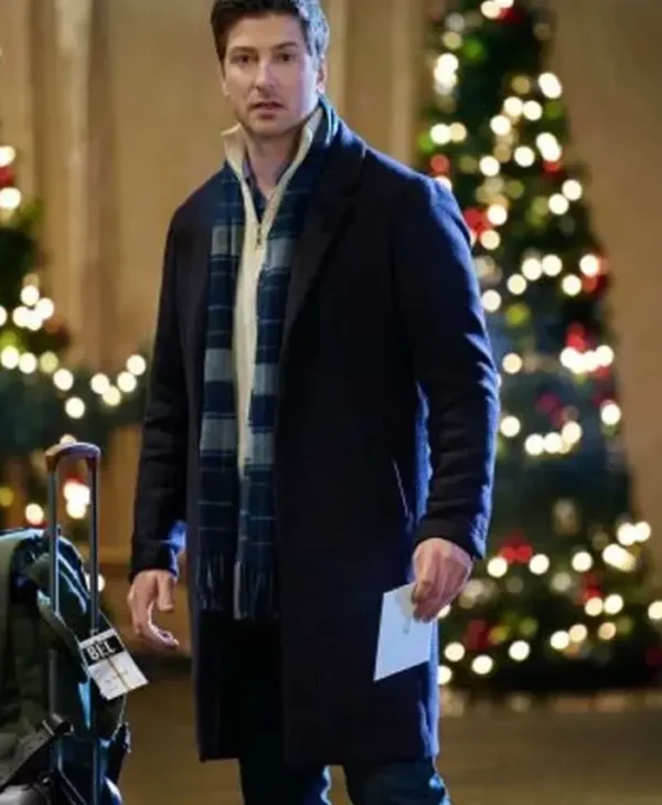 Santa Tell Me Daniel Lissing Black Coat
