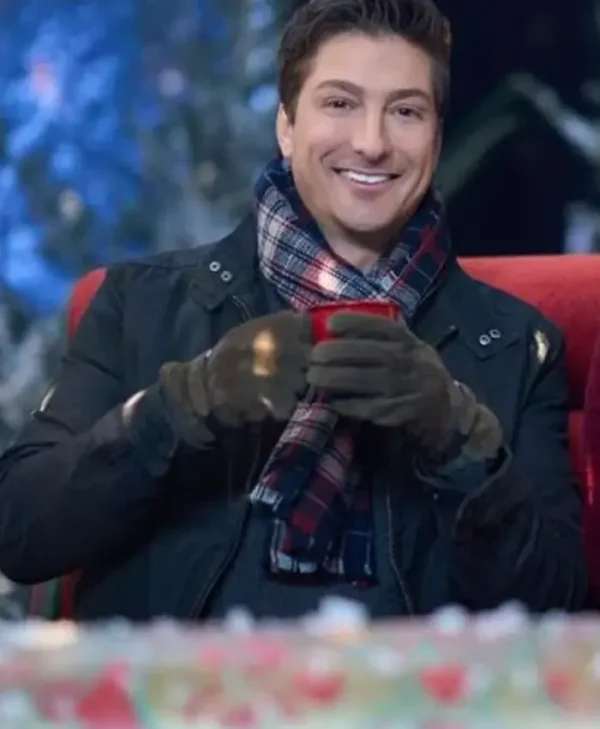 Santa Tell Me Daniel Lissing Cotton Jacket