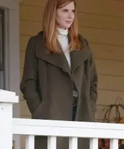 Sarah Rafferty My Life with the Walter Boys S01 Coat