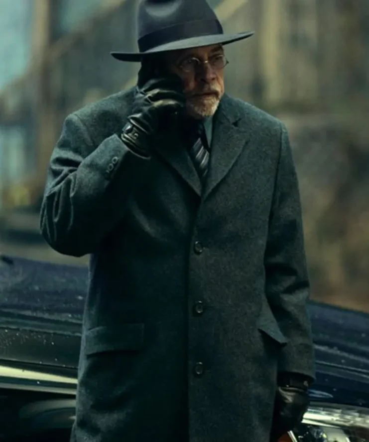 The-Fall-of-the-House-of-Usher-2023-Mark-Hamill-Coat