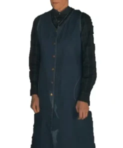 The-Haunting-of-Hill-House-Mrs-Dudley-Coat