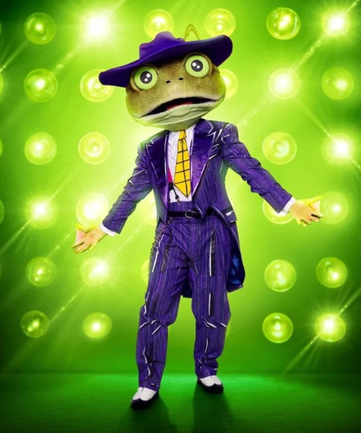 The Masked Singer S03 Bow Wow Purple Suit