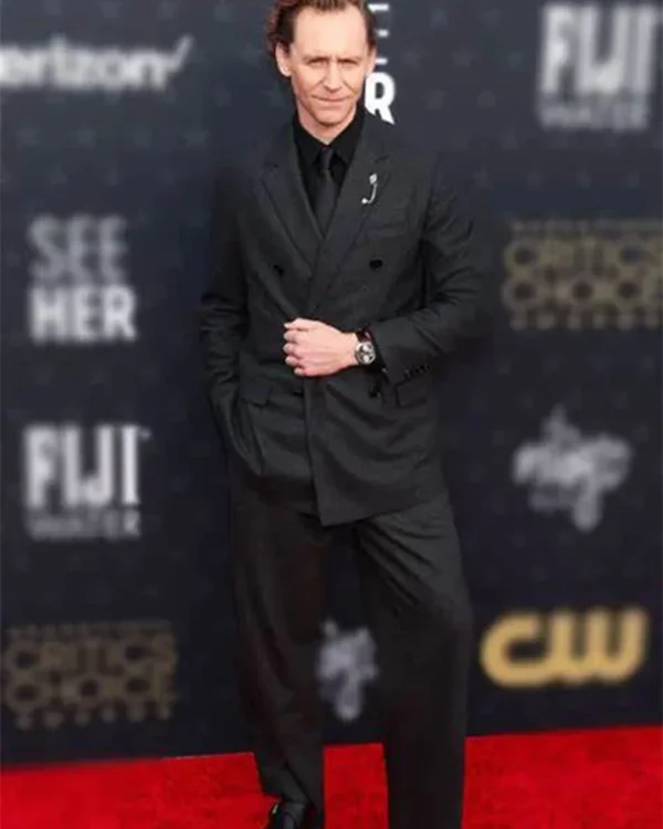 Tom Hiddleston Critics Choice Awards All Black Suit