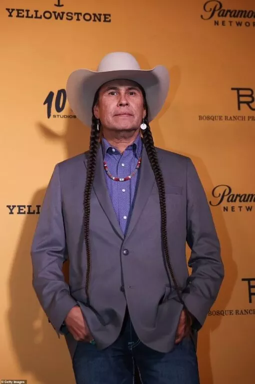 Yellowstone S05 Premiere Moses Brings Plenty Grey Blazer