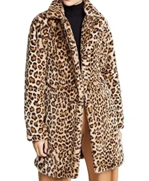 Zoey Johnson Grown-Ish S04 Leopard Coat