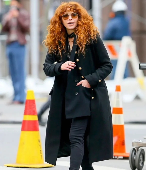 nadia-vulvokov-black-coat-scaled