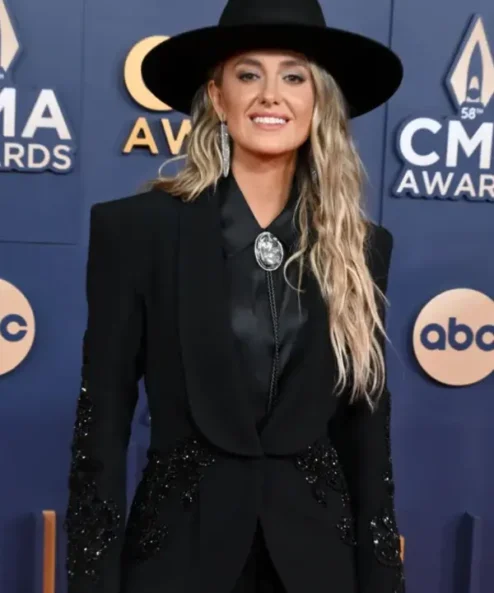 CMA Awards 2024 Lainey Wilson Blazer