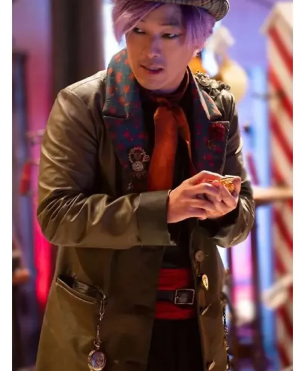 Descendants The Rise of Red Leonardo Nam Brown Coat