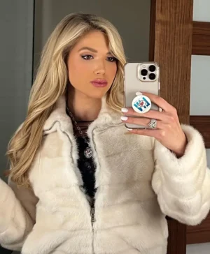 KC-Chiefs-Gracie-Hunt-Fur-Jacket