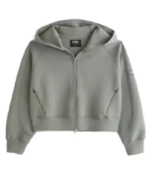 Love is Blind S08 Monica Danús Green Jacket