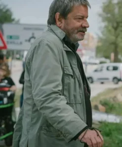 When No One Sees Us Coronel Seamus Hoopen Green Jacket