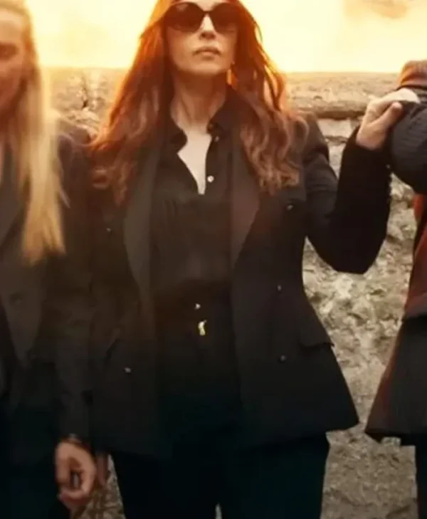 Mafia Mamma Toni Collette Black Blazer