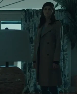 Mayfair Witches S02 Alexandra Daddario Coat