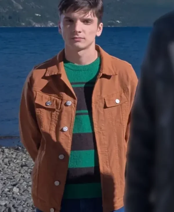 Caught S01 Matías Recalt Brown Jacket