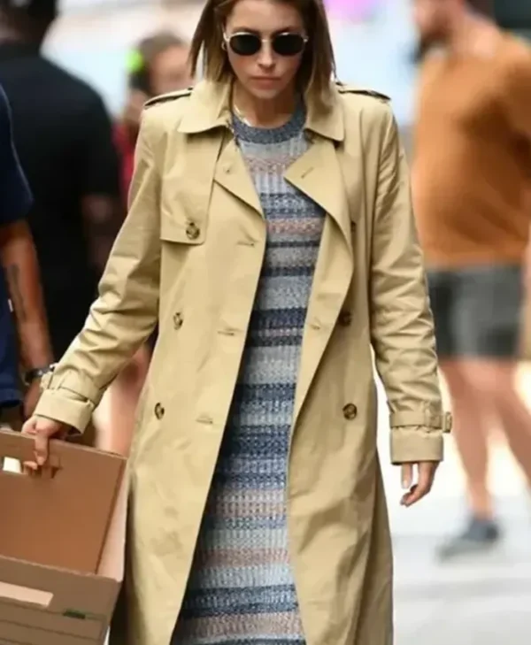The Better Sister S01 Jessica Biel Beige Coat