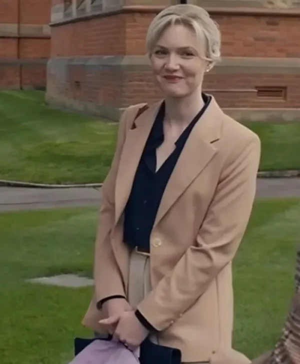 The Stolen Girl S01 Holliday Grainger Beige Blazer
