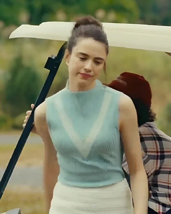 Margaret Qualley Film Happy Gilmore 2 Sally Sweater Vest