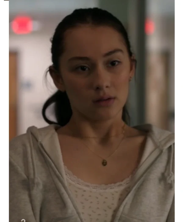 The Summer I Turned Pretty S02 Lola Tung Grey Zip-Up Hoodie