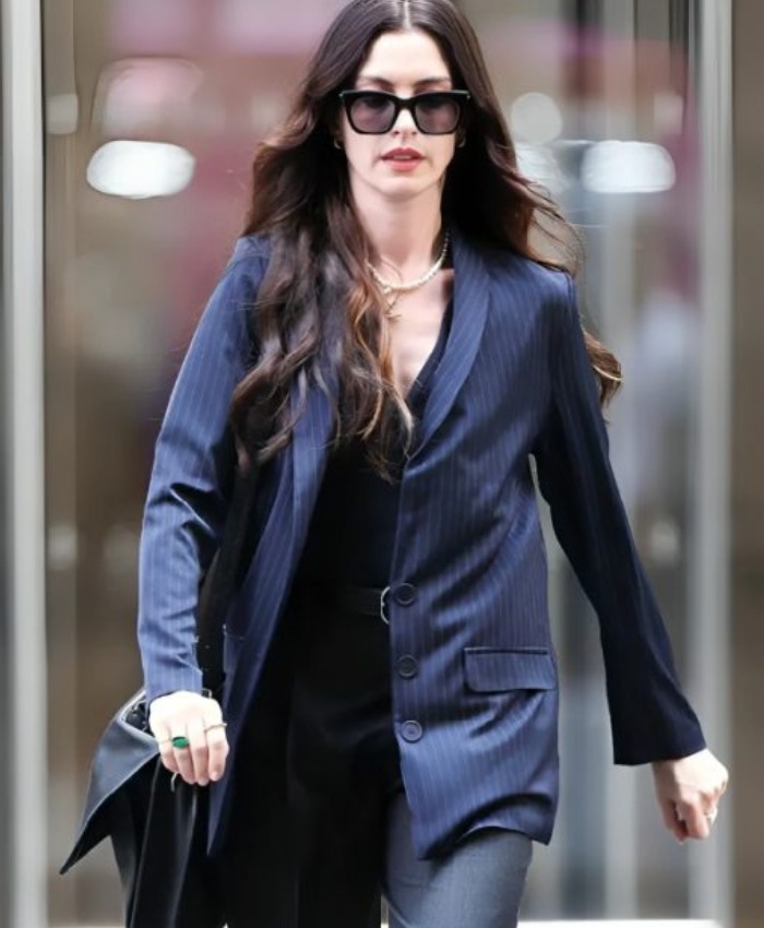 Shop Anne Hathaway The Devil Wears Prada 2 Blue Striped Blazer