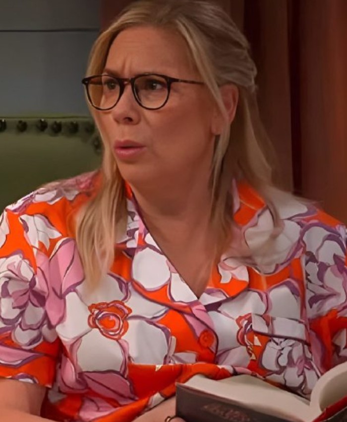 Shop TV Series Leanne S01 Leanne Morgan Floral Print RedMulti Pajamas