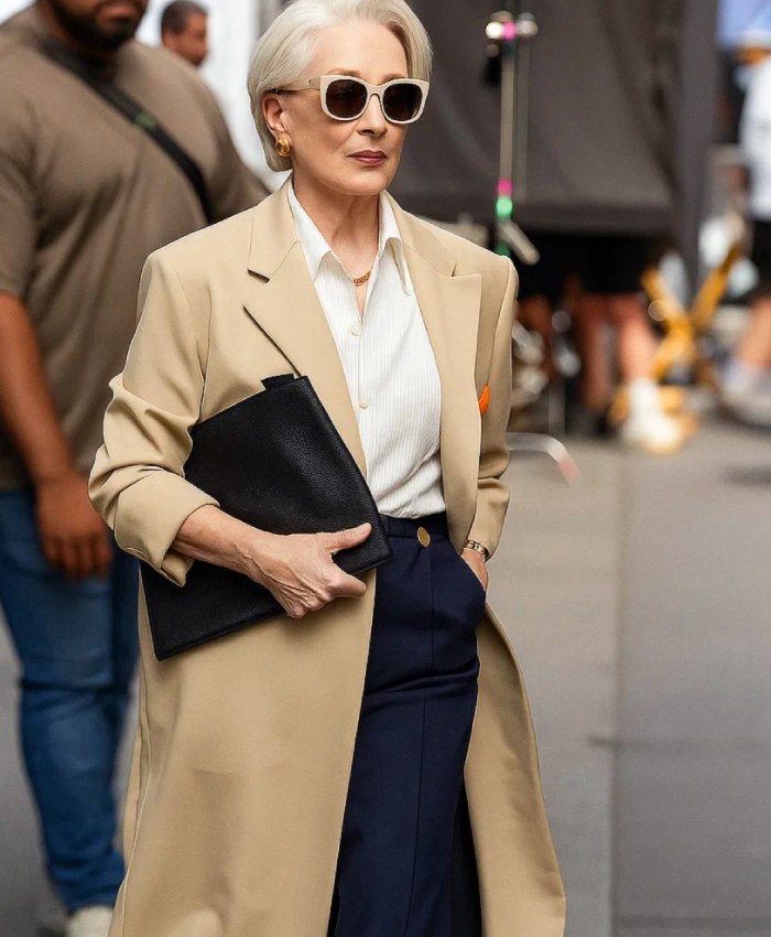 Shop Meryl Streep The Devil Wears Prada 2 Miranda Priestly Beige Trench Coat