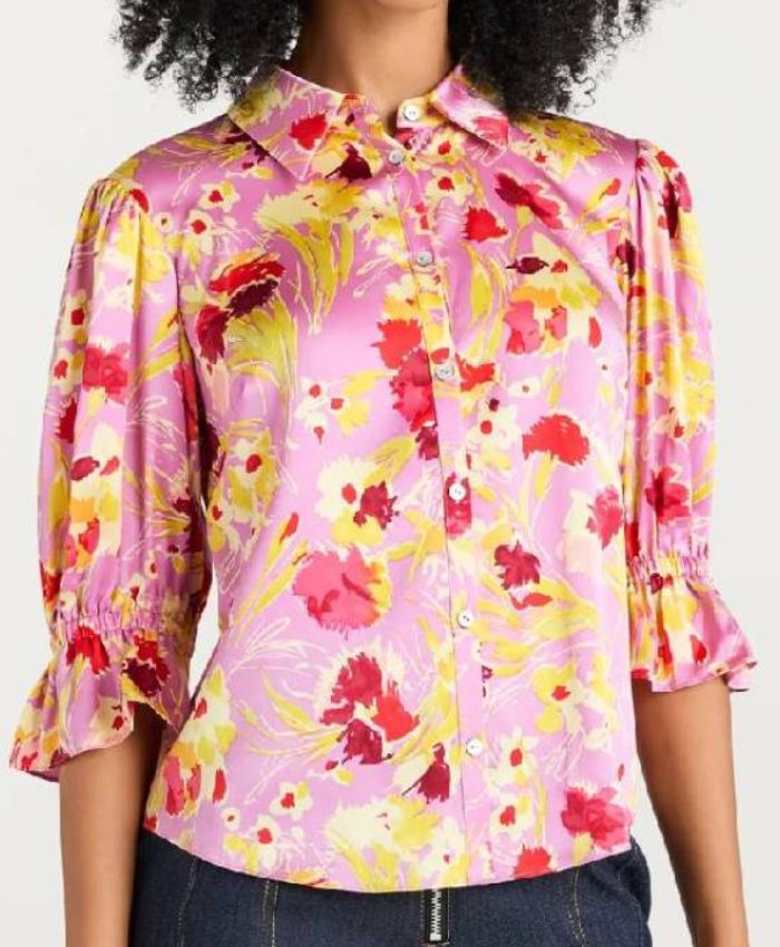 2025 TV Series Leanne S01 Leanne Morgan Floral Blouse