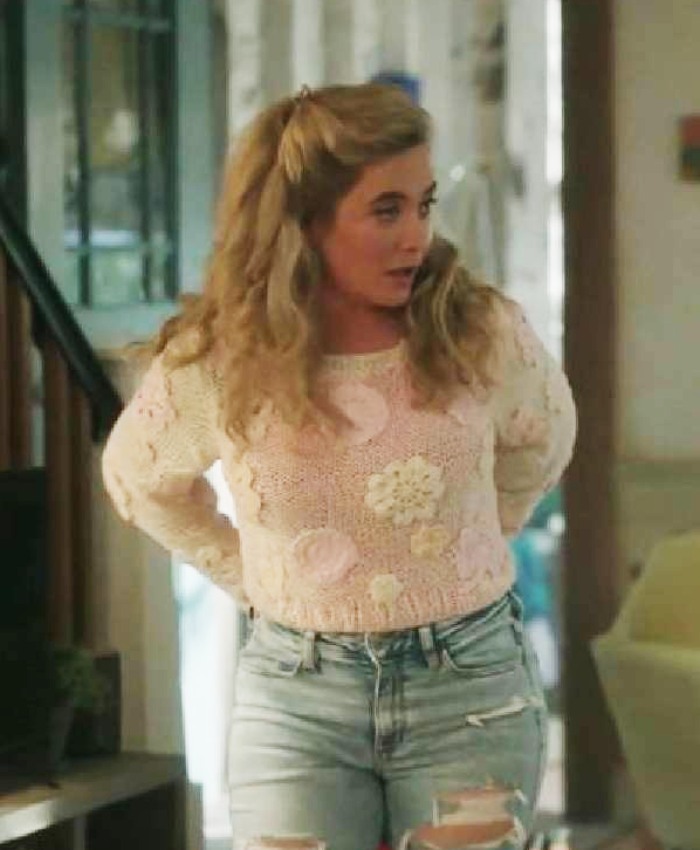 Resident Alien S04 Jenna Lamia Knit Sweater