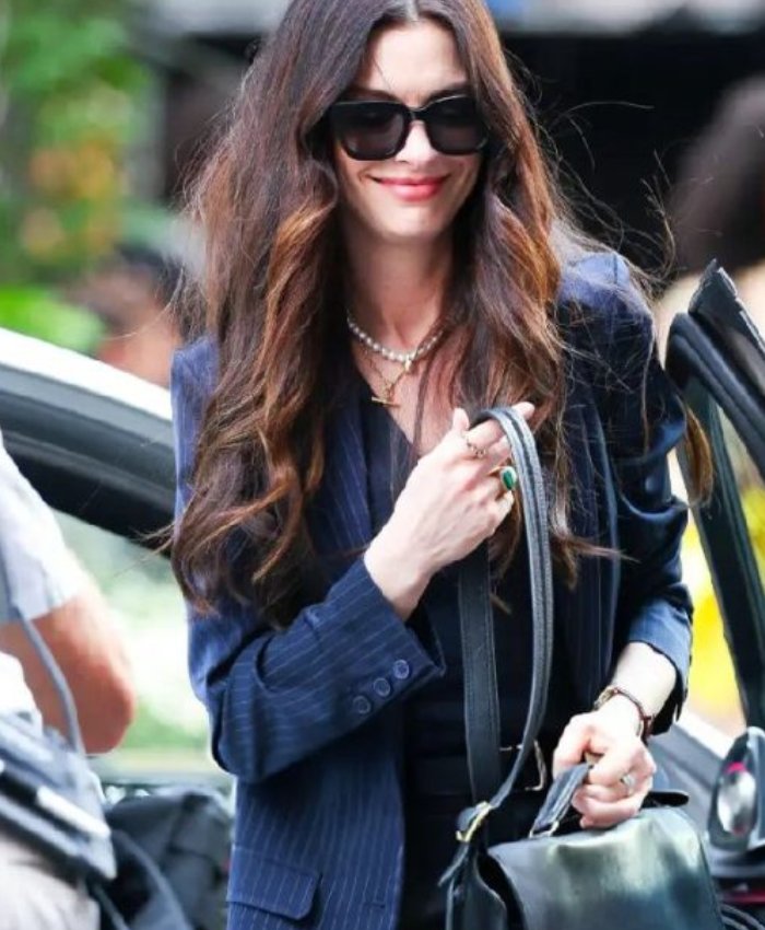 The Devil Wears Prada 2 Anne Hathaway Blue Striped Blazer