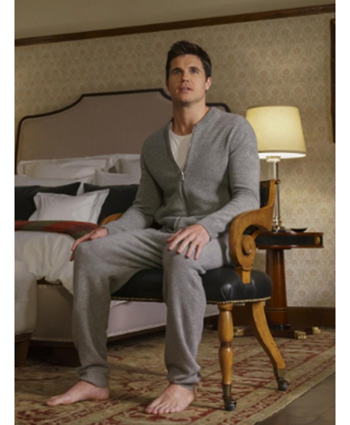 Robbie Amell Upload Tv Series 2020 Nathan Brown Jacket