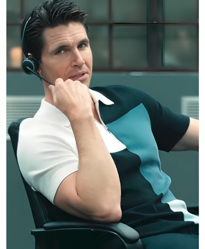 Nathan Brown TV Series Upload S04 Robbie Amell Colorblock Half Zip Polo Shirt
