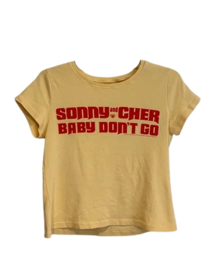 Lilah Pate TV-Series The Runarounds Yellow Tee