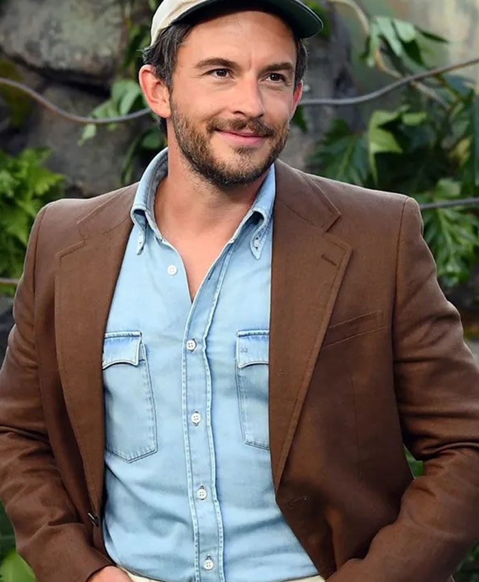 Jurassic World Rebirth 2025 Dr. Henry Loomis Brown Blazer