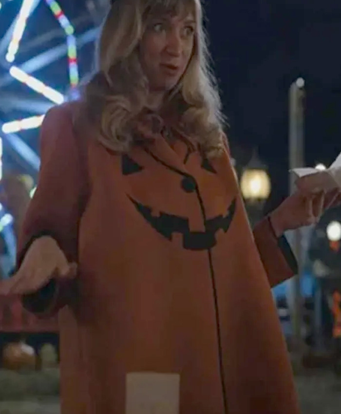 Mayor Tammy The Curse of Bridge Hollow Pumpkin Coat