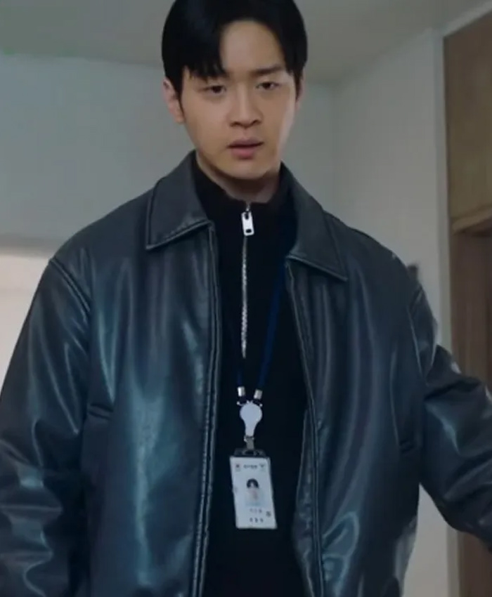 Queen Mantis Cha Soo-yeol Leather Bomber Jacket