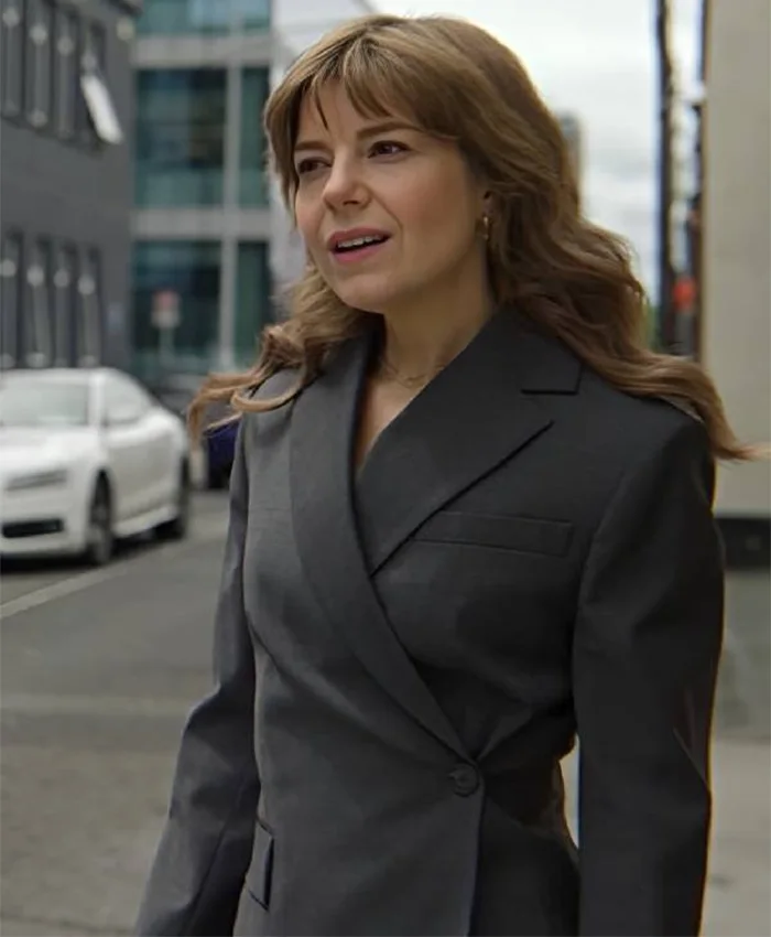 Emily Hunter The Revenge Club S01 Grey Blazer