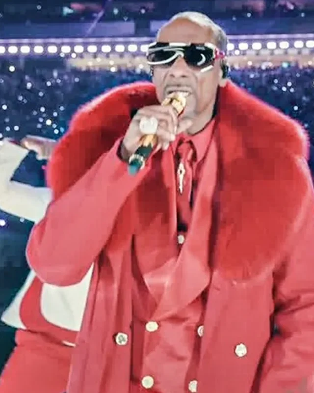 Halftime Show Christmas 2025 Snoop Dogg Red Coat Closeup