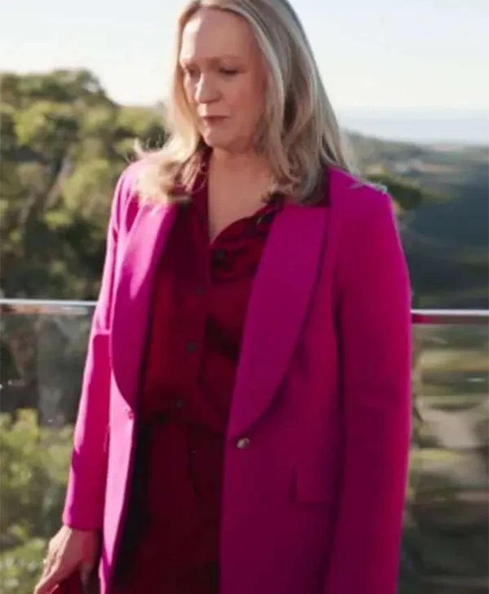 Helen Thomson Return to Paradise S02 Pink Blazer