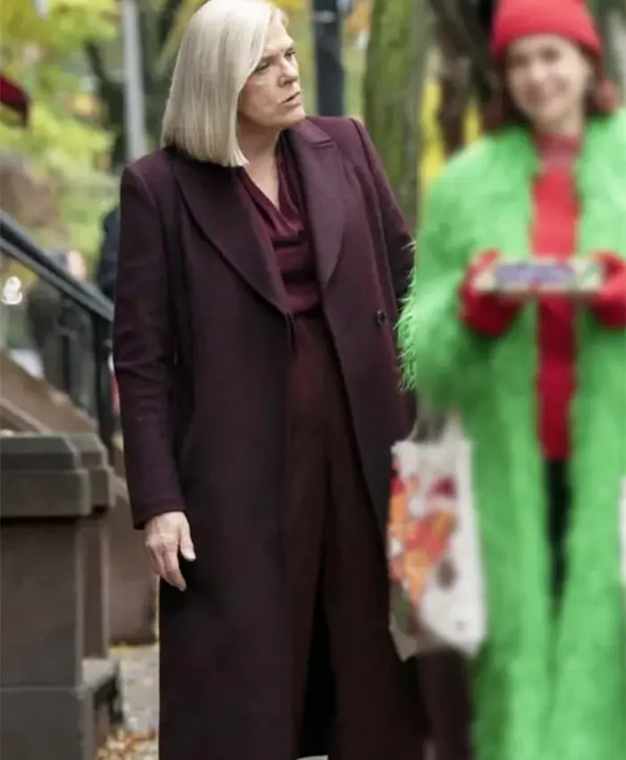 Molly Price Elsbeth S03 Purple Coat